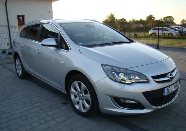 samochody osobowe Opel Astra cena 33790 przebieg: 160773, rok produkcji 2013 z Praszka